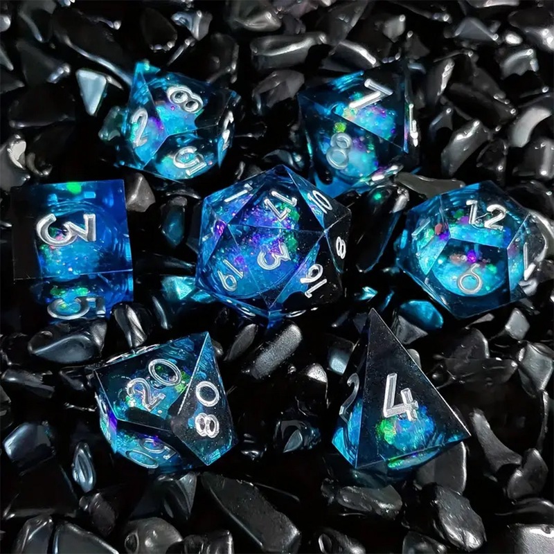 Darkest Night – Liquid Core Dice Set